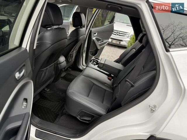 Белый Хендай Санта Фе, объемом двигателя 2.2 л и пробегом 141 тыс. км за 22900 $, фото 35 на Automoto.ua