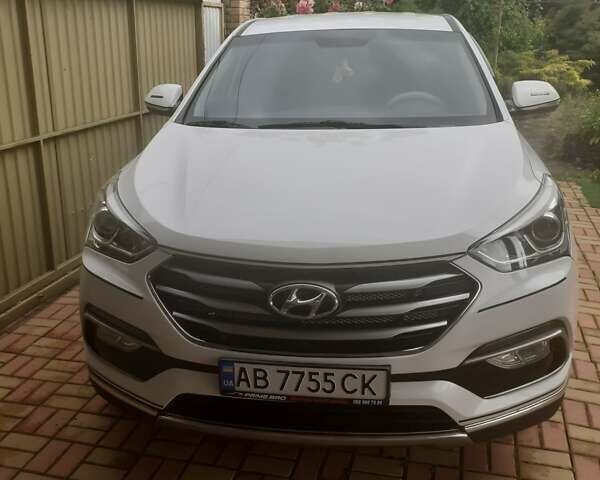 Білий Хендай Санта Фе, об'ємом двигуна 2.36 л та пробігом 105 тис. км за 19000 $, фото 3 на Automoto.ua