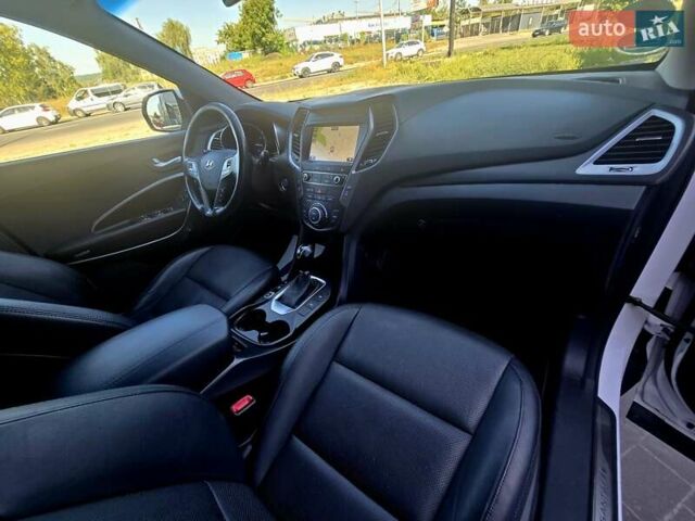 Белый Хендай Санта Фе, объемом двигателя 2.2 л и пробегом 146 тыс. км за 22950 $, фото 58 на Automoto.ua