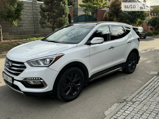 Белый Хендай Санта Фе, объемом двигателя 2 л и пробегом 90 тыс. км за 17000 $, фото 3 на Automoto.ua