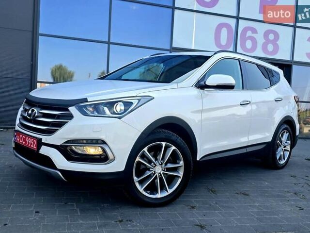 Белый Хендай Санта Фе, объемом двигателя 2.2 л и пробегом 146 тыс. км за 22950 $, фото 8 на Automoto.ua