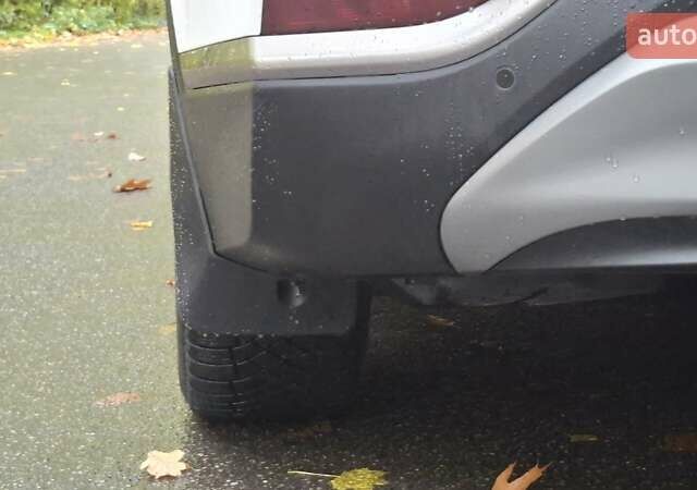 Белый Хендай Санта Фе, объемом двигателя 2.2 л и пробегом 107 тыс. км за 30999 $, фото 39 на Automoto.ua