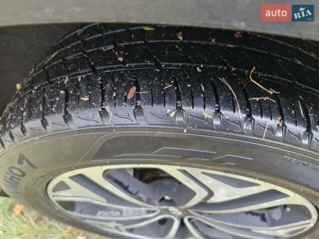 Хендай Санта Фе 2018 в Смеле на Automoto.ua Белый Хендай Санта Фе, объемом двигателя 2 л и пробегом 55 тыс. км за 27000 $, фото 4 на Automoto.ua