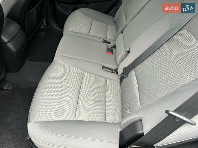 Білий Хендай Санта Фе, об'ємом двигуна 2.36 л та пробігом 98 тис. км за 14800 $, фото 14 на Automoto.ua