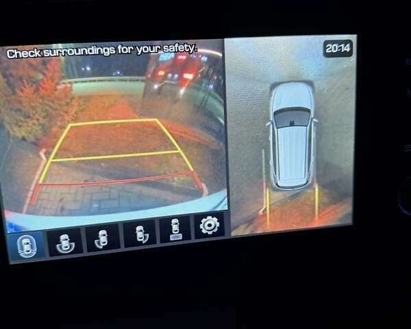 Белый Хендай Санта Фе, объемом двигателя 2 л и пробегом 145 тыс. км за 29000 $, фото 6 на Automoto.ua