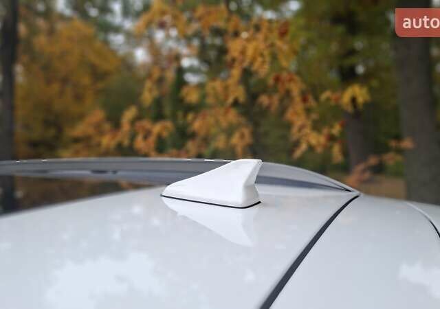 Белый Хендай Санта Фе, объемом двигателя 2.2 л и пробегом 107 тыс. км за 30999 $, фото 32 на Automoto.ua