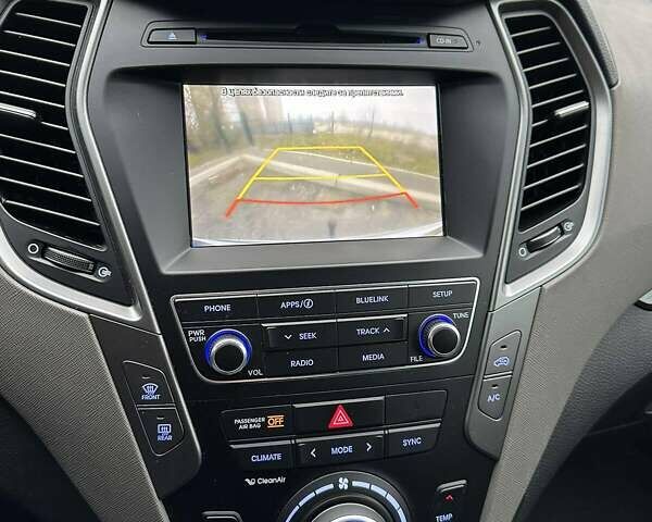 Белый Хендай Санта Фе, объемом двигателя 2.4 л и пробегом 126 тыс. км за 16300 $, фото 11 на Automoto.ua