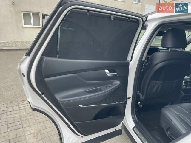 Белый Хендай Санта Фе, объемом двигателя 2.2 л и пробегом 194 тыс. км за 26800 $, фото 22 на Automoto.ua