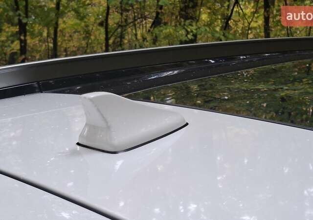 Белый Хендай Санта Фе, объемом двигателя 2.2 л и пробегом 107 тыс. км за 30999 $, фото 31 на Automoto.ua