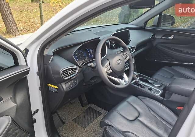 Белый Хендай Санта Фе, объемом двигателя 2.2 л и пробегом 107 тыс. км за 30999 $, фото 28 на Automoto.ua