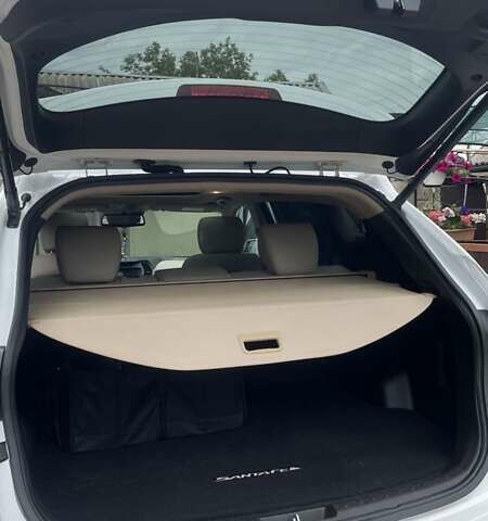 Білий Хендай Санта Фе, об'ємом двигуна 2.36 л та пробігом 69 тис. км за 22000 $, фото 12 на Automoto.ua