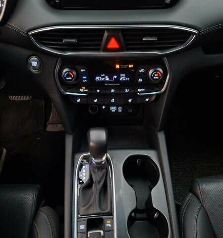 Белый Хендай Санта Фе, объемом двигателя 2.2 л и пробегом 107 тыс. км за 30999 $, фото 74 на Automoto.ua