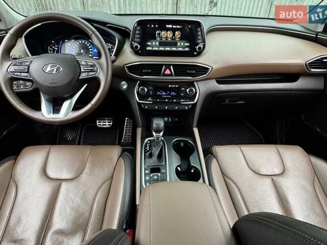 Белый Хендай Санта Фе, объемом двигателя 2.2 л и пробегом 80 тыс. км за 29500 $, фото 28 на Automoto.ua