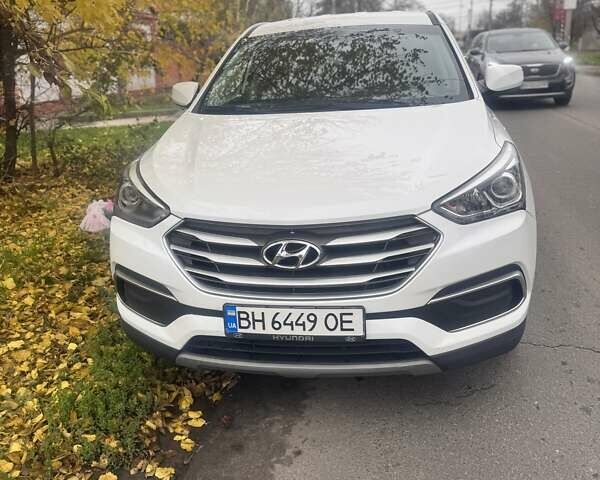 Белый Хендай Санта Фе, объемом двигателя 2.36 л и пробегом 180 тыс. км за 18200 $, фото 3 на Automoto.ua