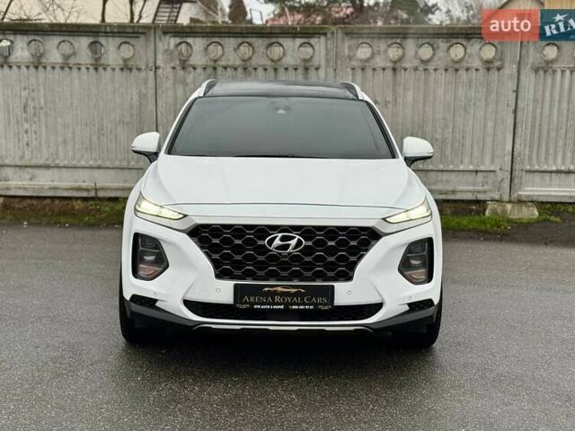 Белый Хендай Санта Фе, объемом двигателя 2.2 л и пробегом 80 тыс. км за 29500 $, фото 2 на Automoto.ua