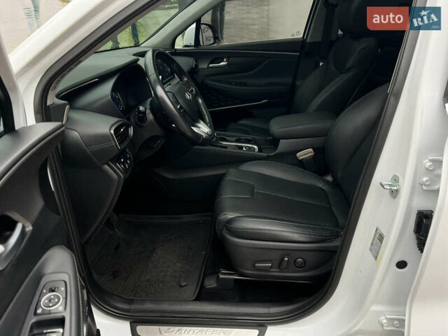 Білий Хендай Санта Фе, об'ємом двигуна 2 л та пробігом 94 тис. км за 22900 $, фото 37 на Automoto.ua