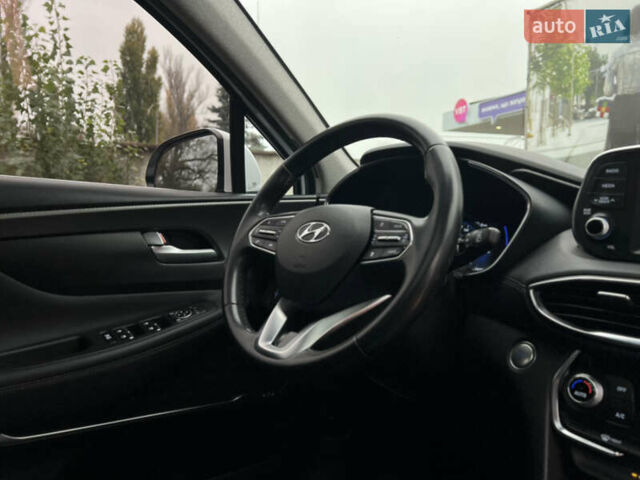 Білий Хендай Санта Фе, об'ємом двигуна 2 л та пробігом 94 тис. км за 22900 $, фото 43 на Automoto.ua