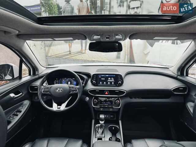 Білий Хендай Санта Фе, об'ємом двигуна 2 л та пробігом 94 тис. км за 22900 $, фото 47 на Automoto.ua