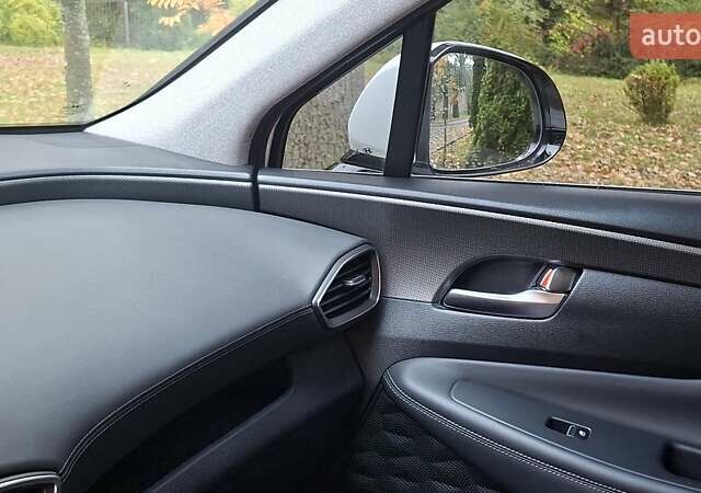 Белый Хендай Санта Фе, объемом двигателя 2.2 л и пробегом 107 тыс. км за 30999 $, фото 123 на Automoto.ua