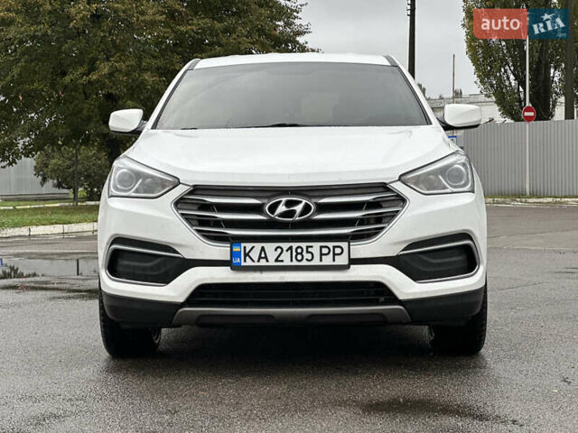 Білий Хендай Санта Фе, об'ємом двигуна 2.36 л та пробігом 98 тис. км за 14800 $, фото 1 на Automoto.ua