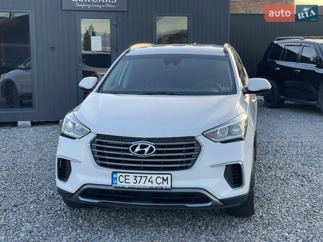 Белый Хендай Санта Фе, объемом двигателя 3.34 л и пробегом 140 тыс. км за 21900 $, фото 1 на Automoto.ua