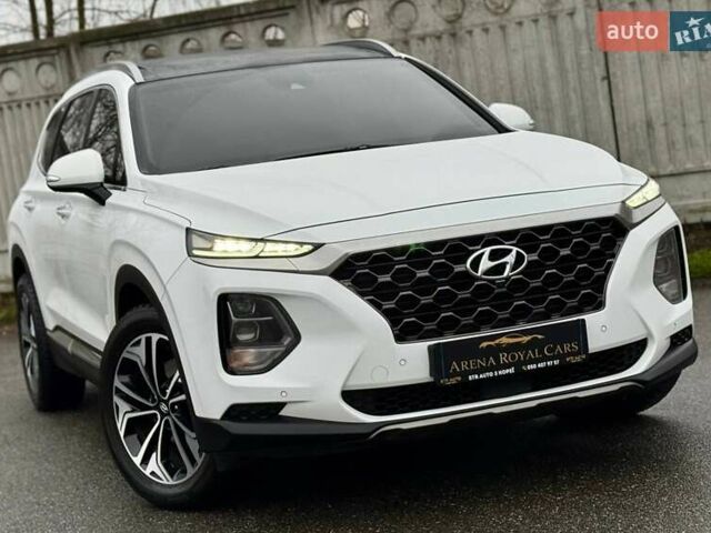 Белый Хендай Санта Фе, объемом двигателя 2.2 л и пробегом 80 тыс. км за 29500 $, фото 1 на Automoto.ua
