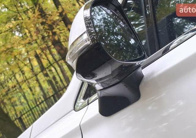 Белый Хендай Санта Фе, объемом двигателя 2.2 л и пробегом 107 тыс. км за 30999 $, фото 59 на Automoto.ua