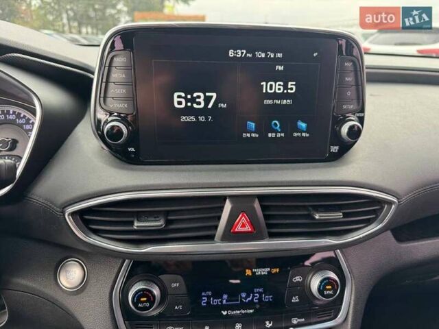 Белый Хендай Санта Фе, объемом двигателя 2 л и пробегом 154 тыс. км за 25000 $, фото 12 на Automoto.ua