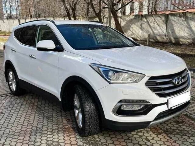 Белый Хендай Санта Фе, объемом двигателя 2.2 л и пробегом 77 тыс. км за 17399 $, фото 2 на Automoto.ua