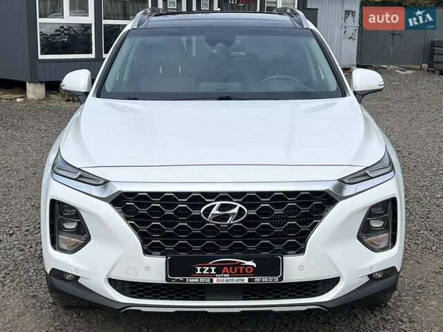 Белый Хендай Санта Фе, объемом двигателя 2.2 л и пробегом 169 тыс. км за 31034 $, фото 2 на Automoto.ua