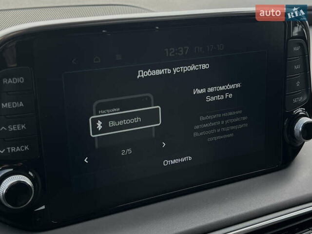 Белый Хендай Санта Фе, объемом двигателя 2.2 л и пробегом 169 тыс. км за 31034 $, фото 74 на Automoto.ua