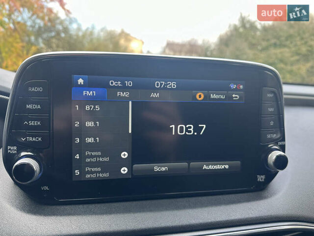 Белый Хендай Санта Фе, объемом двигателя 2 л и пробегом 106 тыс. км за 23999 $, фото 69 на Automoto.ua