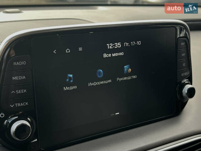 Белый Хендай Санта Фе, объемом двигателя 2.2 л и пробегом 169 тыс. км за 31034 $, фото 77 на Automoto.ua