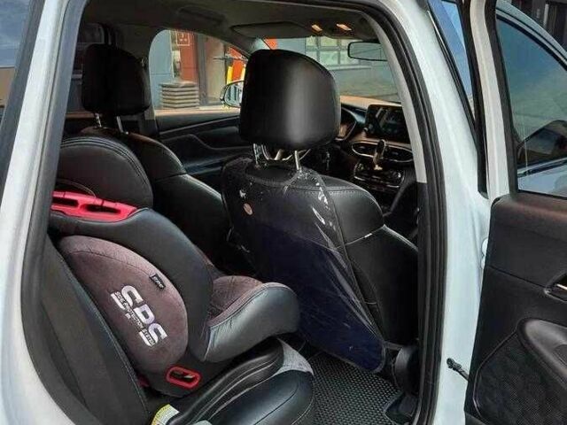 Білий Хендай Санта Фе, об'ємом двигуна 2.4 л та пробігом 92 тис. км за 20000 $, фото 7 на Automoto.ua