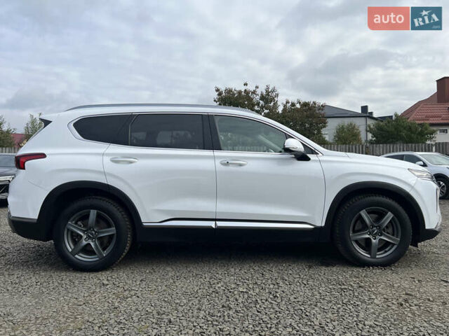 Белый Хендай Санта Фе, объемом двигателя 2.2 л и пробегом 169 тыс. км за 31034 $, фото 8 на Automoto.ua