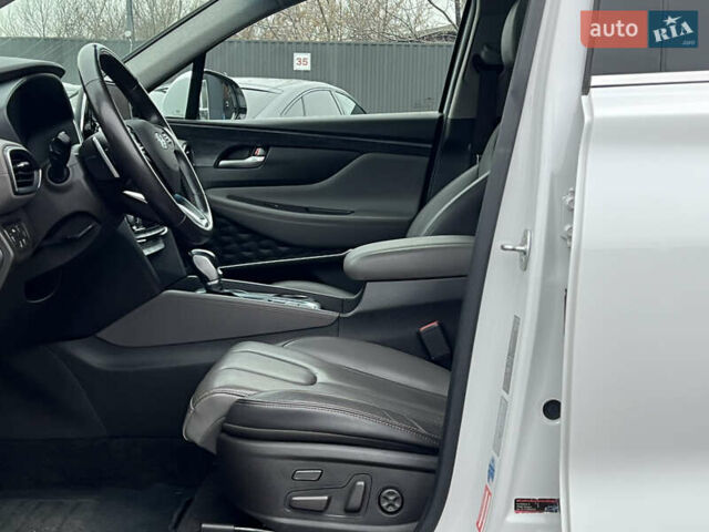 Белый Хендай Санта Фе, объемом двигателя 2.2 л и пробегом 169 тыс. км за 29887 $, фото 29 на Automoto.ua