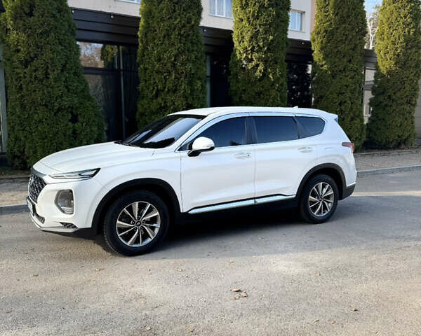 Білий Хендай Санта Фе, об'ємом двигуна 2 л та пробігом 210 тис. км за 23600 $, фото 3 на Automoto.ua