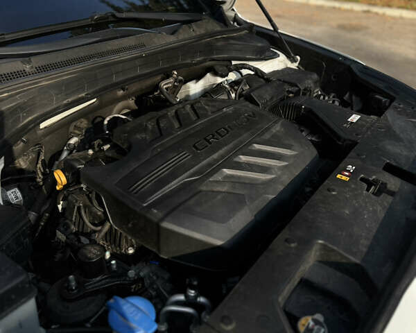 Білий Хендай Санта Фе, об'ємом двигуна 2 л та пробігом 210 тис. км за 23600 $, фото 27 на Automoto.ua