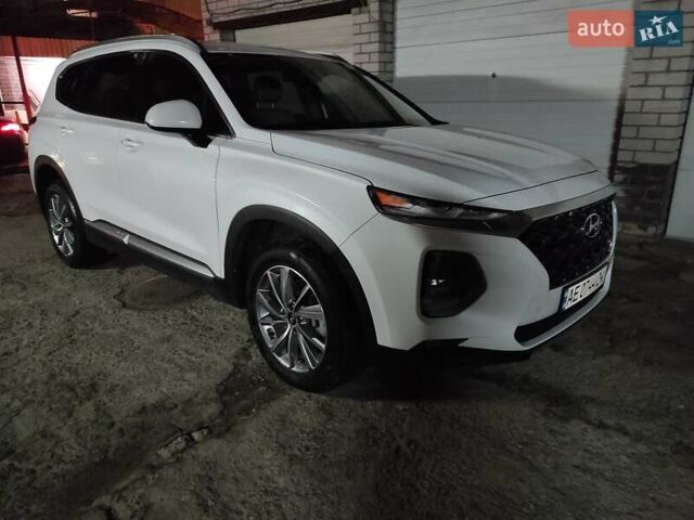 Белый Хендай Санта Фе, объемом двигателя 2.4 л и пробегом 18 тыс. км за 25500 $, фото 24 на Automoto.ua