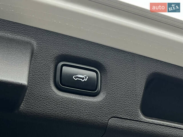 Белый Хендай Санта Фе, объемом двигателя 2.2 л и пробегом 169 тыс. км за 29887 $, фото 46 на Automoto.ua