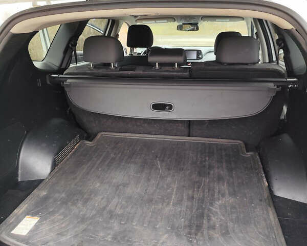 Білий Хендай Санта Фе, об'ємом двигуна 2.4 л та пробігом 136 тис. км за 20500 $, фото 9 на Automoto.ua