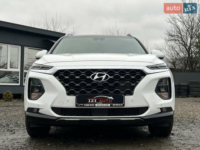 Белый Хендай Санта Фе, объемом двигателя 2.2 л и пробегом 169 тыс. км за 29887 $, фото 1 на Automoto.ua
