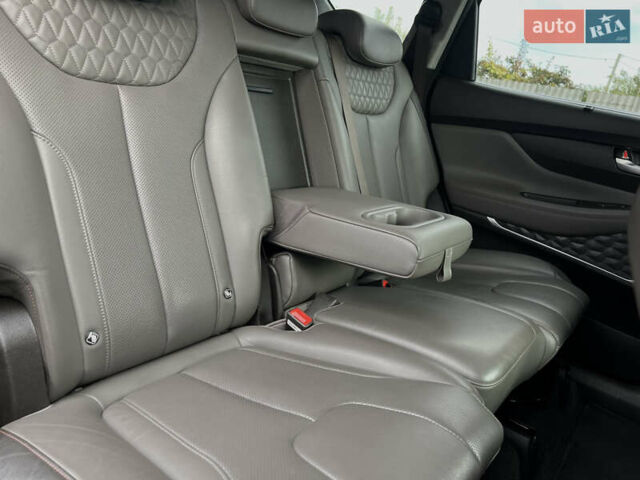 Белый Хендай Санта Фе, объемом двигателя 2.2 л и пробегом 169 тыс. км за 31034 $, фото 40 на Automoto.ua