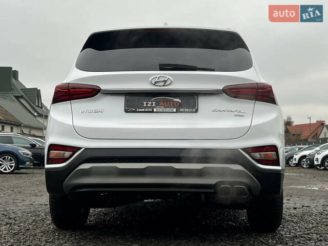 Белый Хендай Санта Фе, объемом двигателя 2.2 л и пробегом 169 тыс. км за 29887 $, фото 6 на Automoto.ua