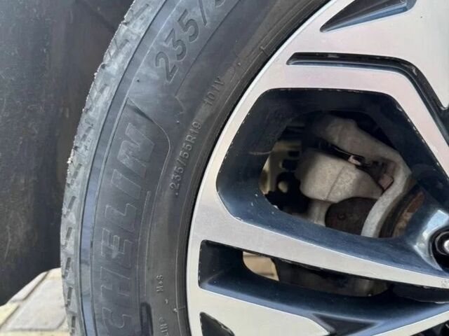 Білий Хендай Санта Фе, об'ємом двигуна 2.4 л та пробігом 100 тис. км за 13800 $, фото 11 на Automoto.ua