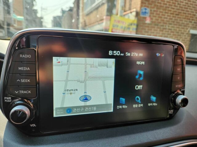 Белый Хендай Санта Фе, объемом двигателя 2 л и пробегом 87 тыс. км за 11200 $, фото 16 на Automoto.ua