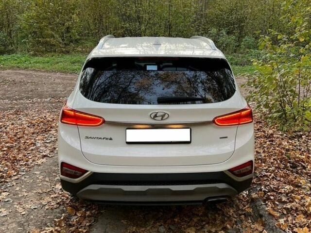 Білий Хендай Санта Фе, об'ємом двигуна 2.4 л та пробігом 100 тис. км за 13800 $, фото 4 на Automoto.ua