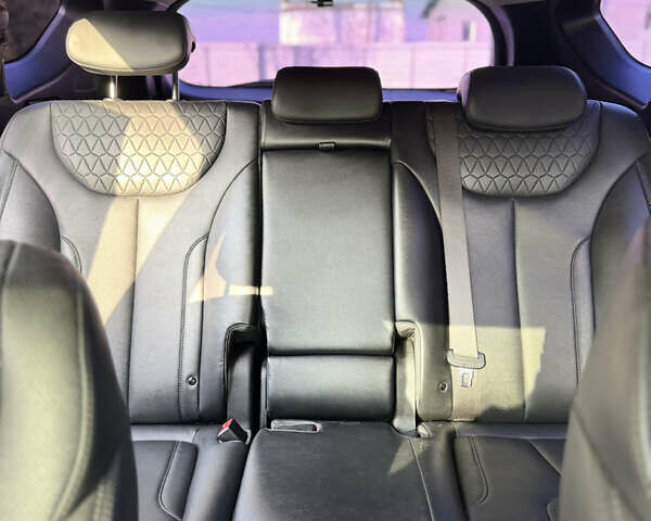 Білий Хендай Санта Фе, об'ємом двигуна 2 л та пробігом 210 тис. км за 23600 $, фото 16 на Automoto.ua