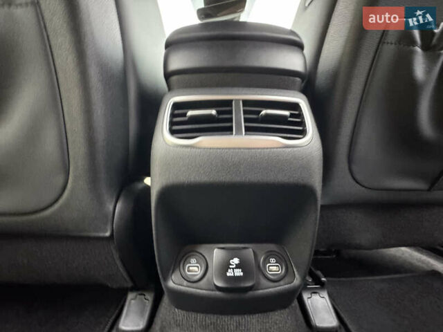 Белый Хендай Санта Фе, объемом двигателя 2.15 л и пробегом 67 тыс. км за 37999 $, фото 53 на Automoto.ua