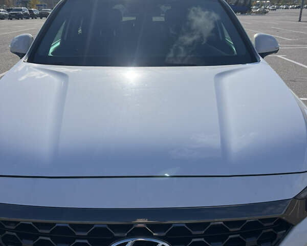 Белый Хендай Санта Фе, объемом двигателя 2 л и пробегом 62 тыс. км за 25000 $, фото 1 на Automoto.ua